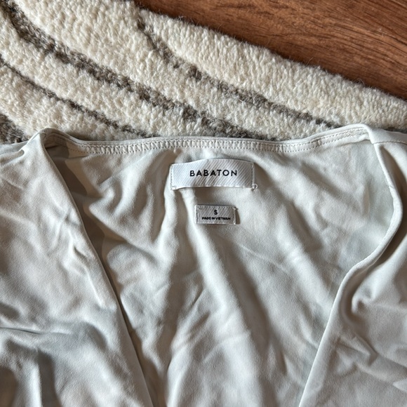 NWT babton aritzia long sleeve bodysuit - Picture 2 of 4